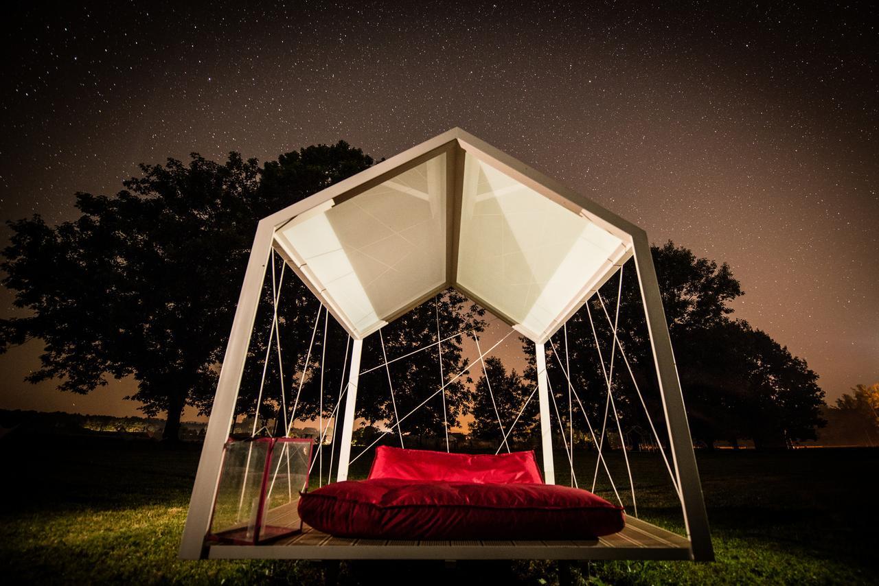 Big Berry Luxury Lifestyle Resort Metlika Exteriör bild