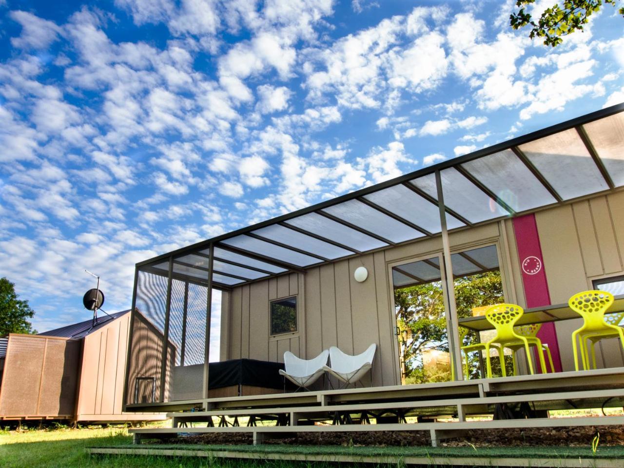 Big Berry Luxury Lifestyle Resort Metlika Exteriör bild